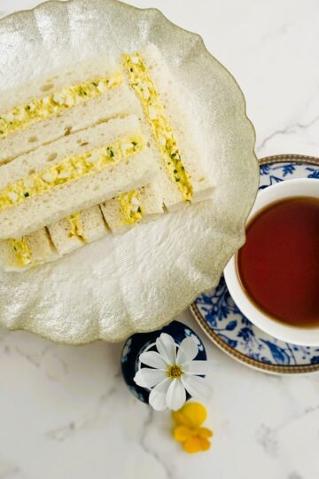 Curried egg finger sandwiches