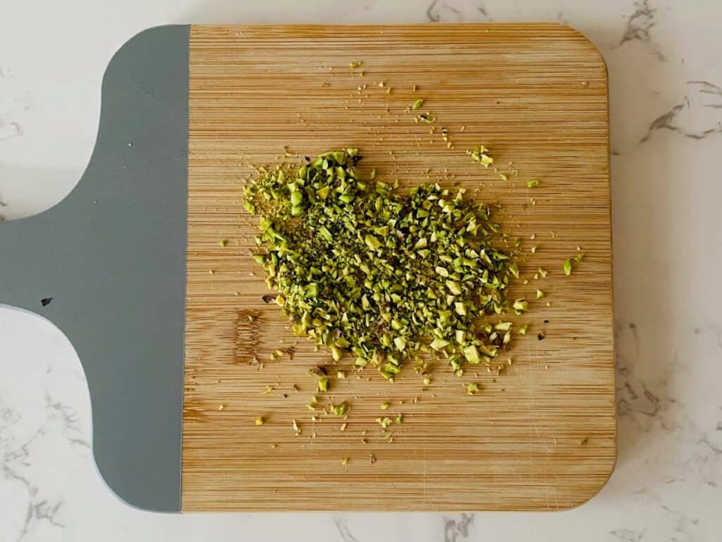 Chopped pistachios for Lemon tartlets with pistachio meringues