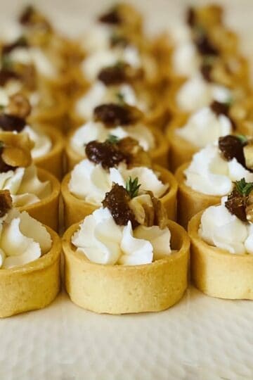 Goat's cheese tartlets