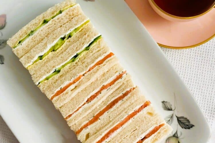 smoked salmon finger sandwiches