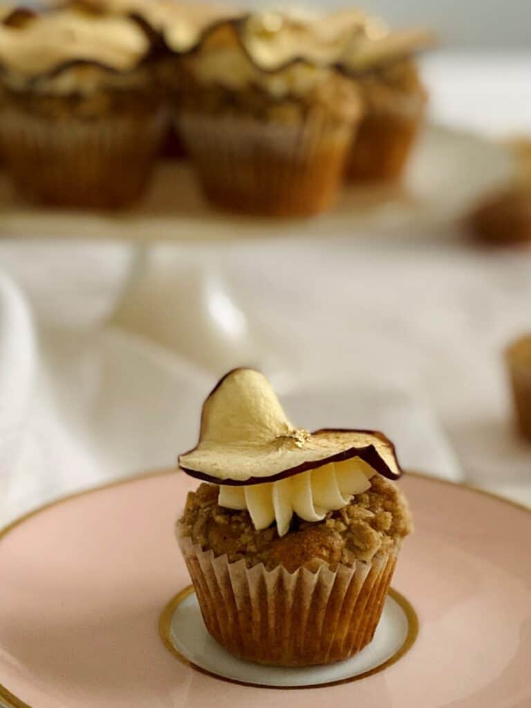 Apple crumble mini muffins on a pink plate