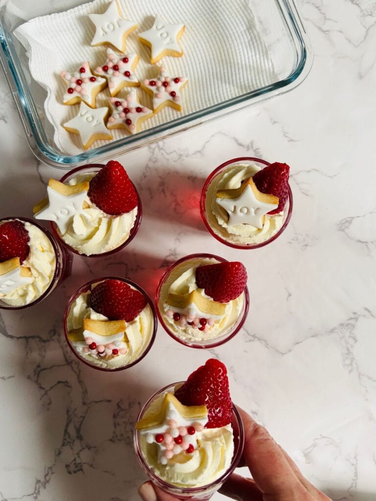 Little Strawberry Jelly Cups