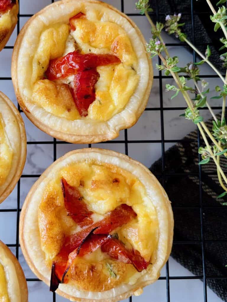Chorizo & tomato mini quiche