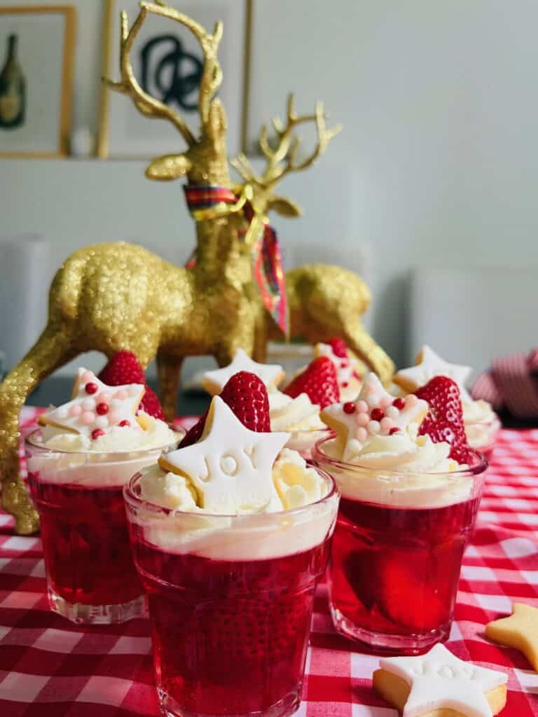 little strawberry jelly cups