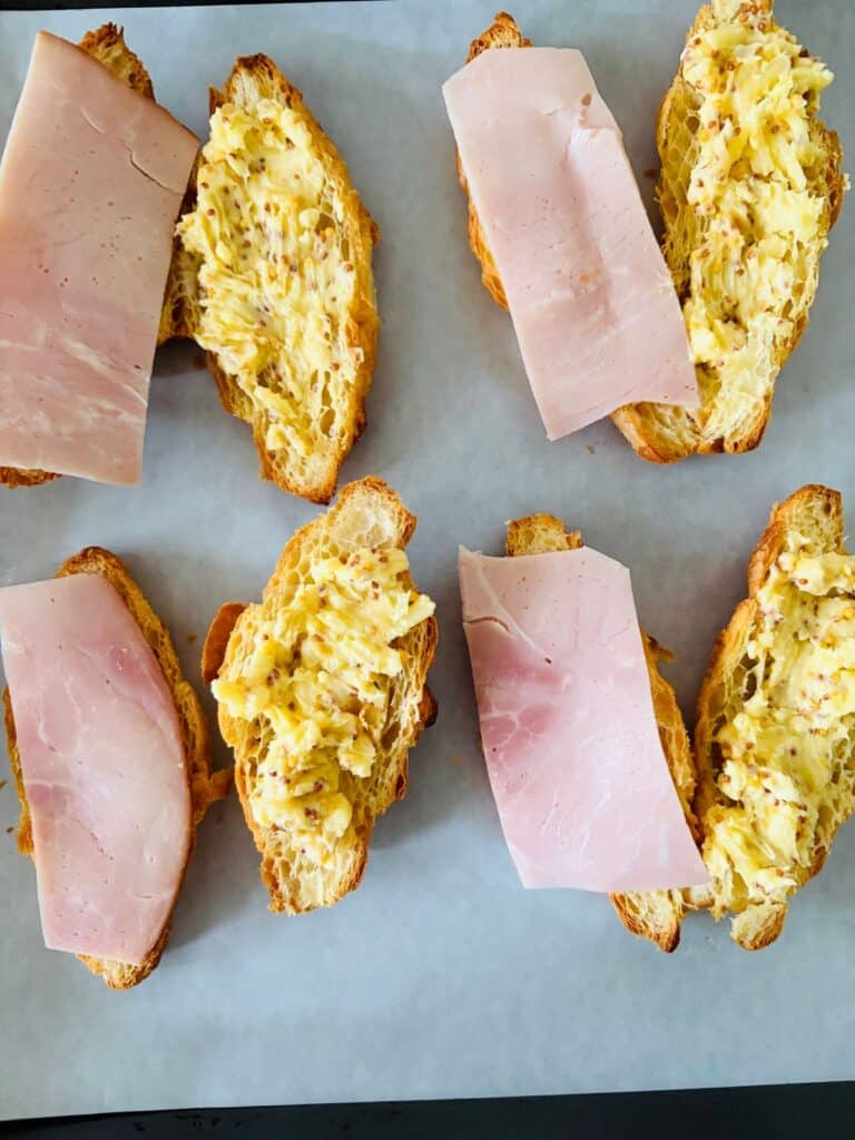 Mini ham and mustard croissants
