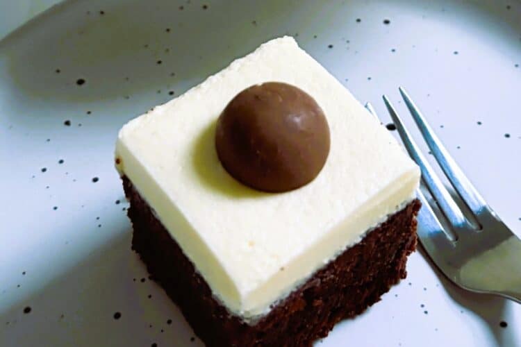 top deck style tray bake