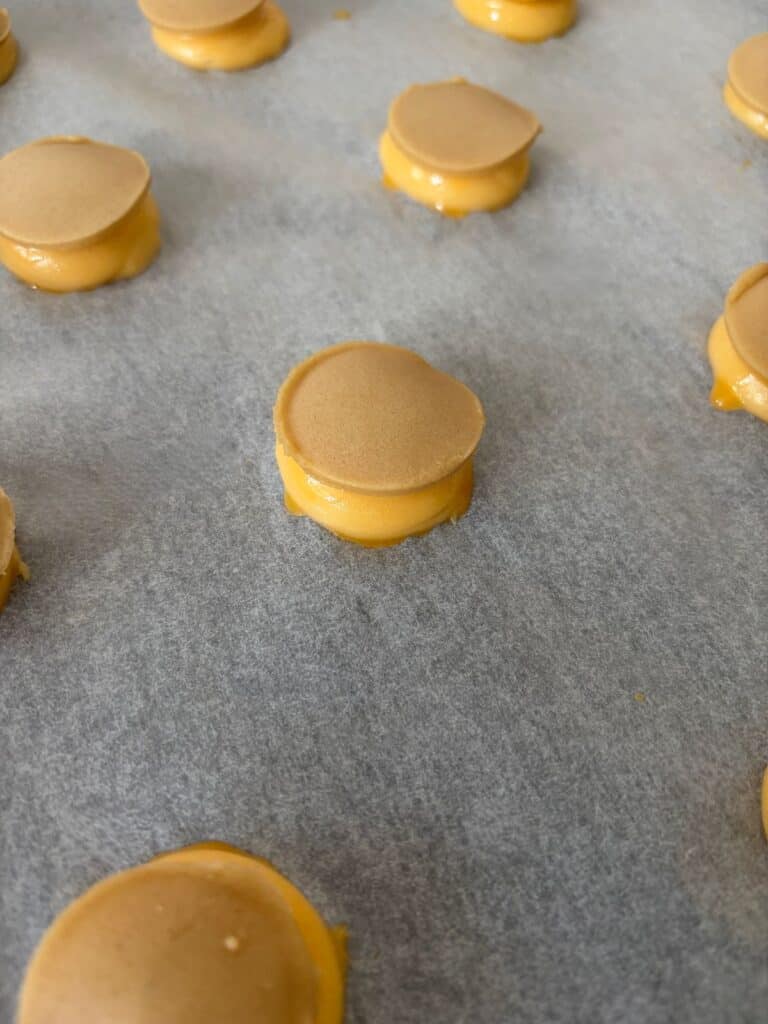 choux paste topped with craquelin